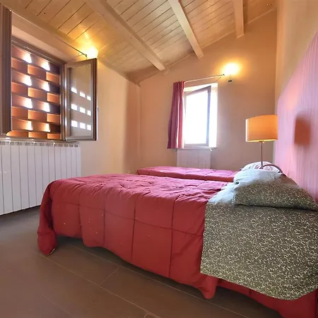 In Collina Con Piscina